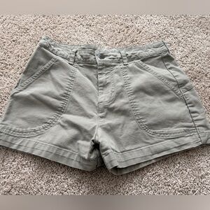 Patagonia Vintage Stand Up Shorts Women’s Size 4 Classic Green